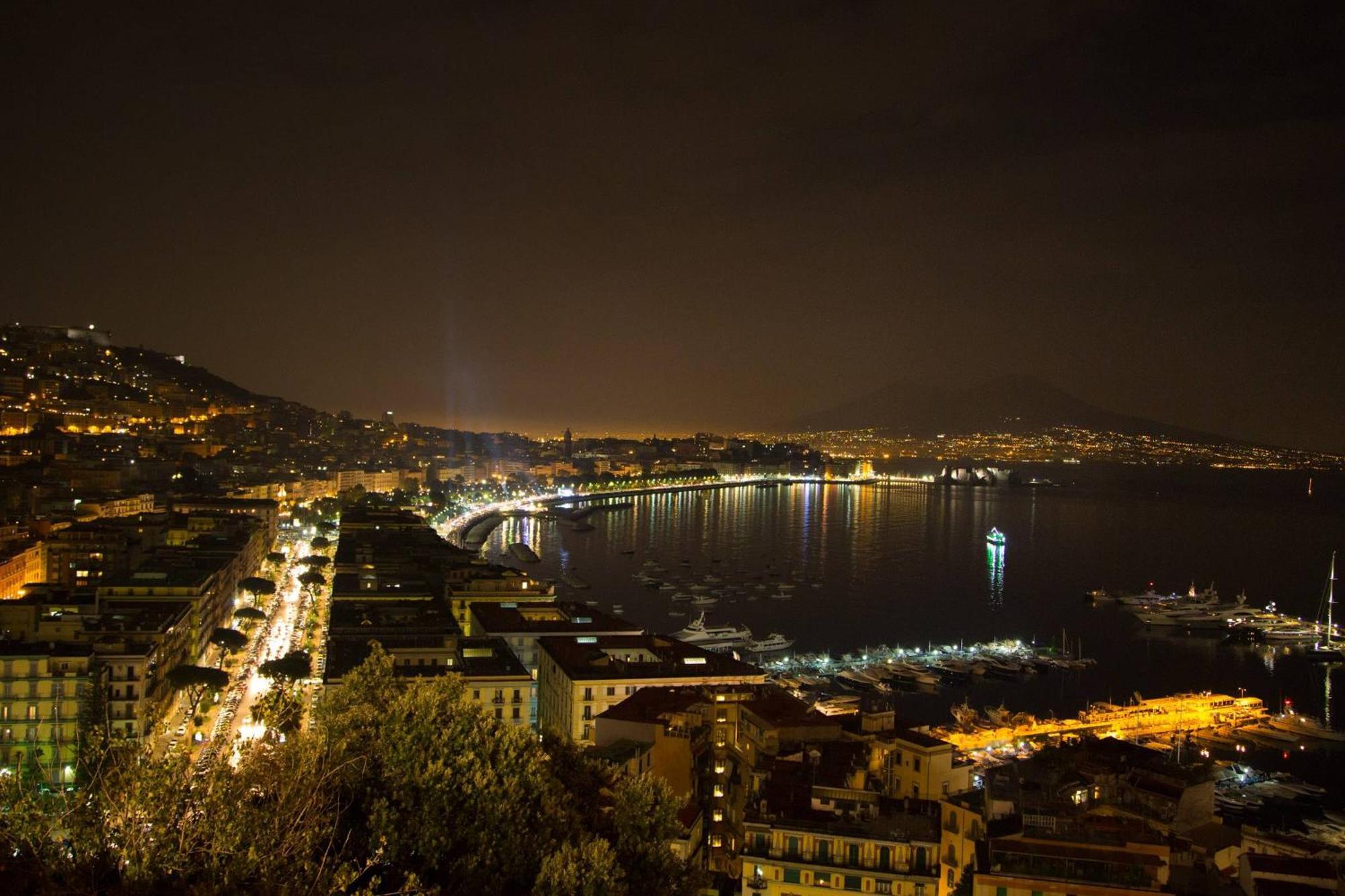 Bed and Breakfast Donna Lena Relais Napoli Exterior foto